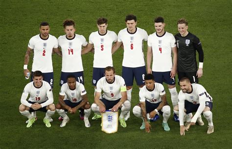 england v italy team line up